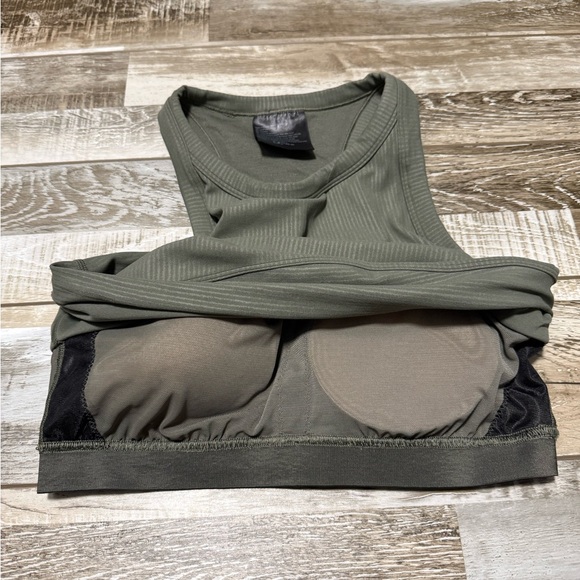 Lululemon Blissful Bend Top Womens 8 Green Racerback Cropped Stretch Tank - Picture 4 of 6